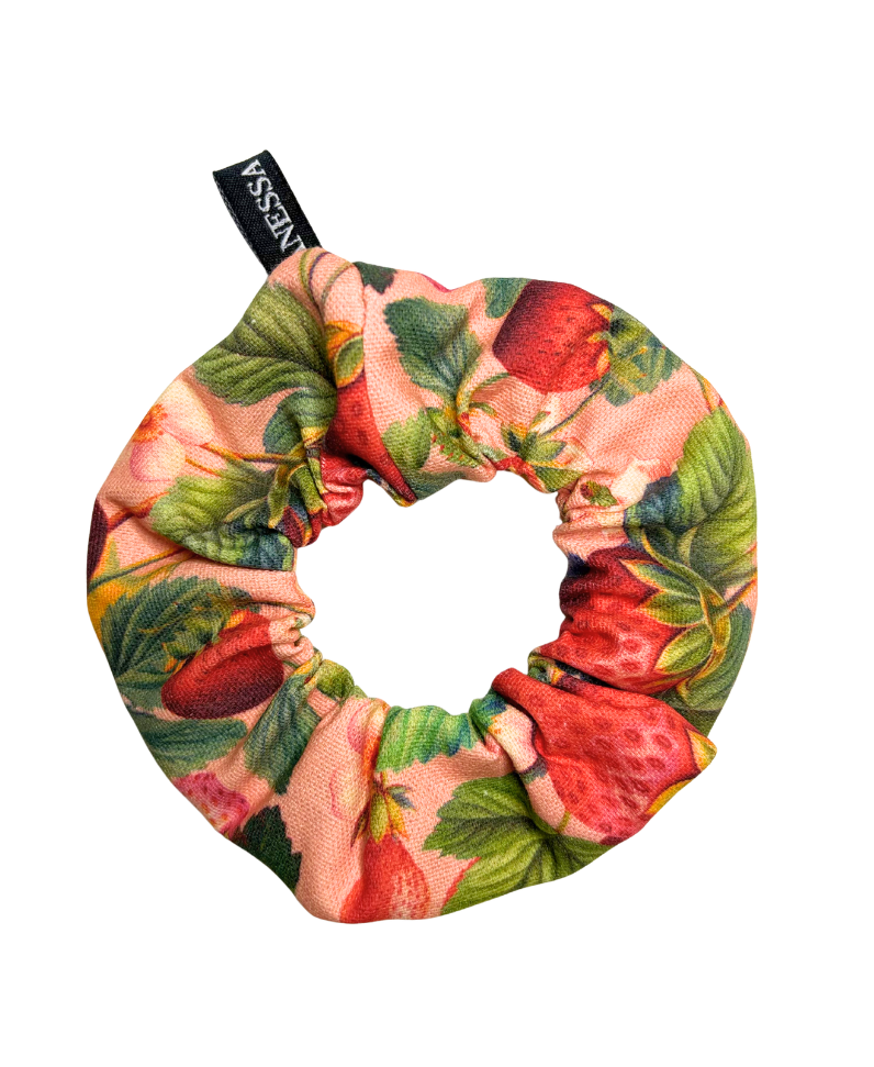 Scrunchie rosa alla fragola